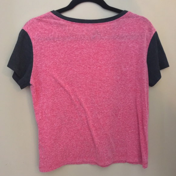 Red and black t-shirt - Picture 2 of 2